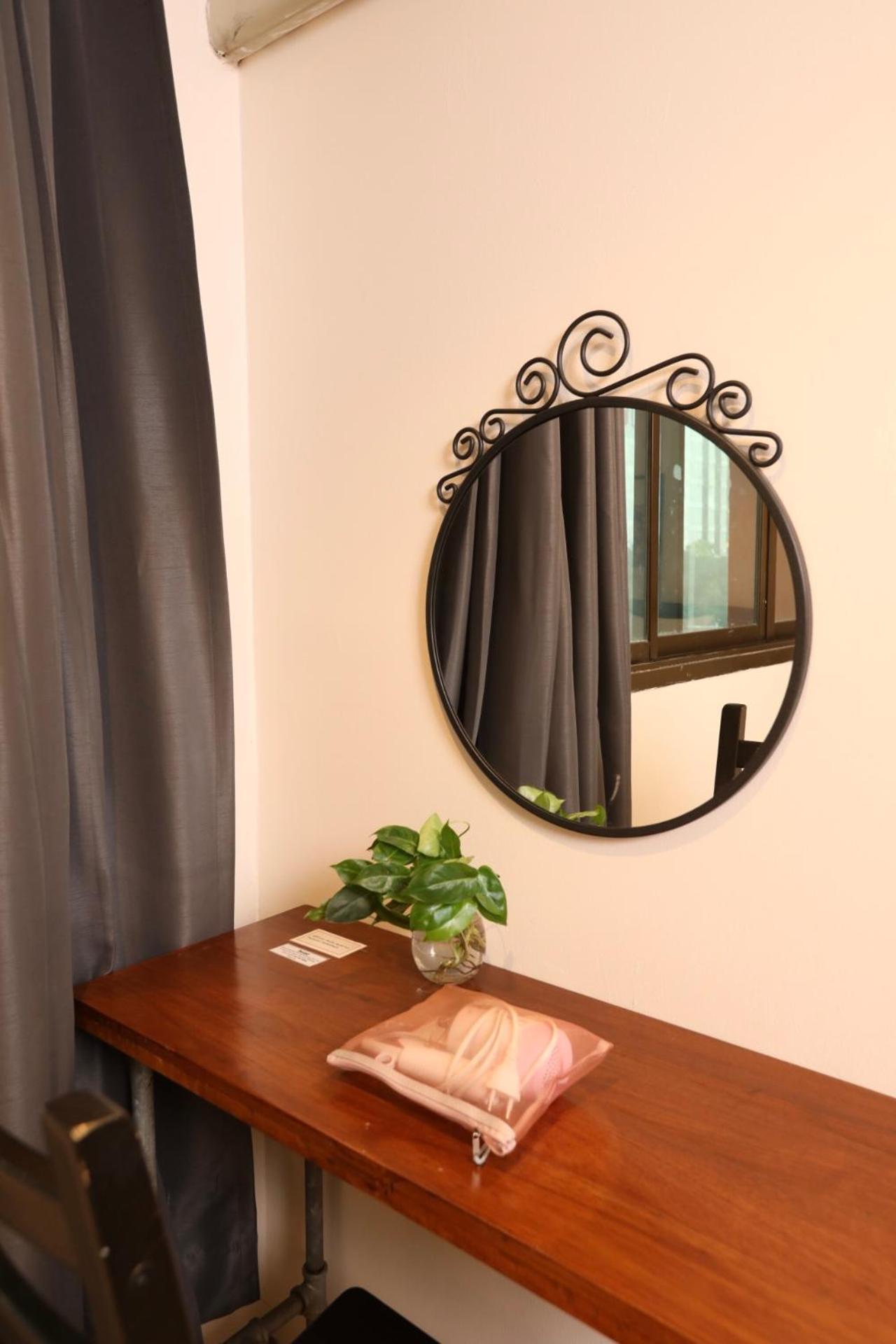 Studio F Sukhumvit Бангкок Экстерьер фото
