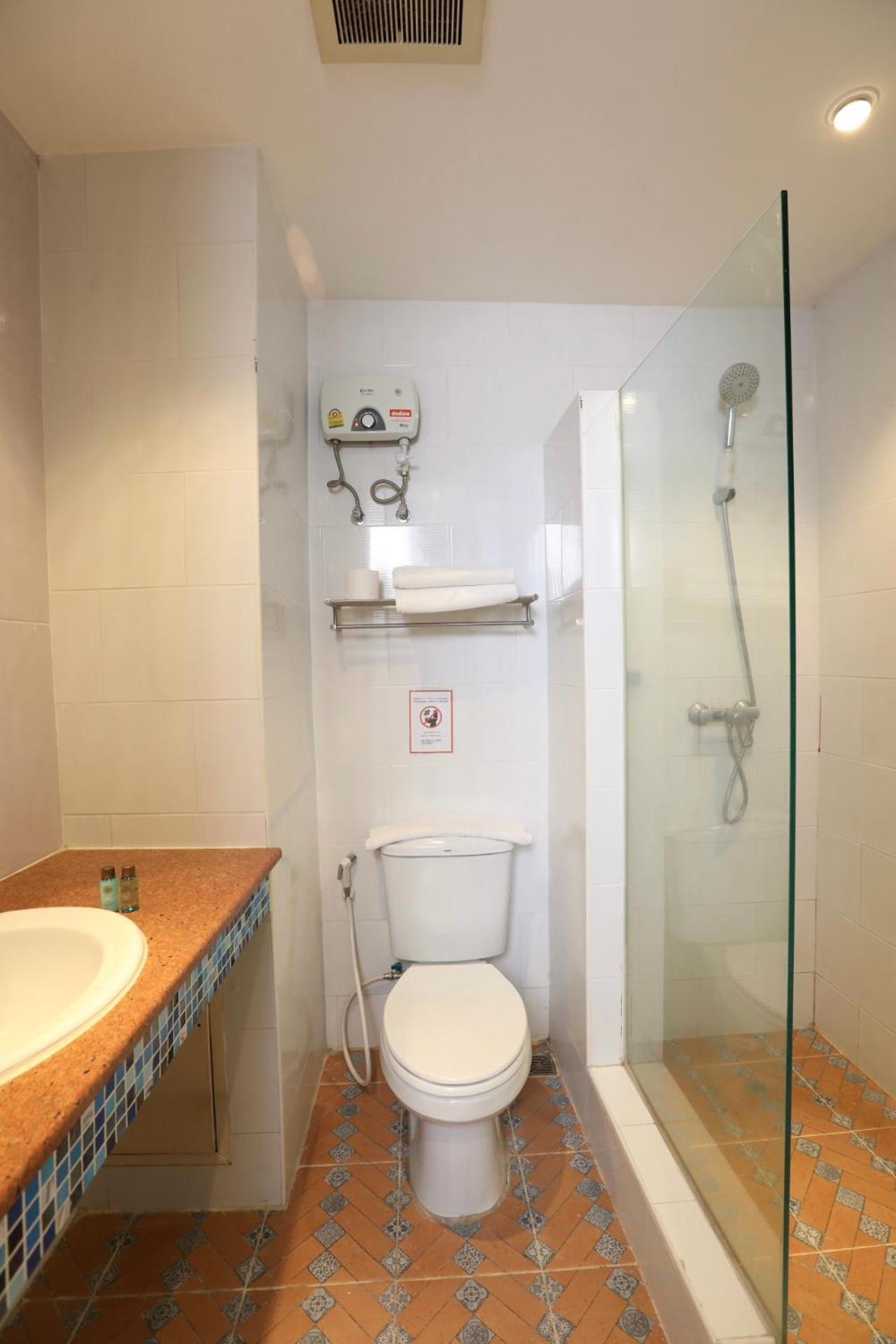 Studio F Sukhumvit Бангкок Экстерьер фото