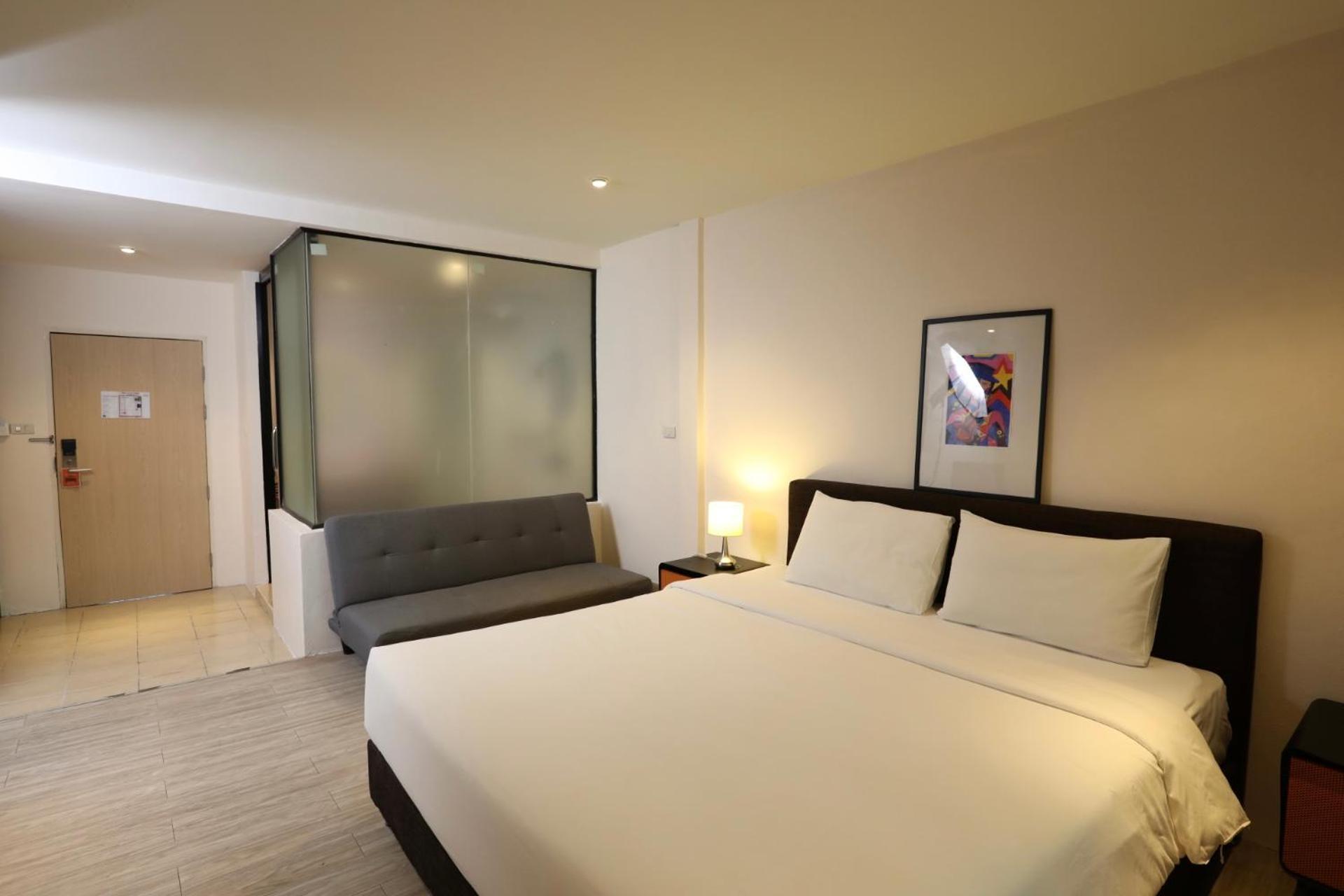 Studio F Sukhumvit Бангкок Экстерьер фото