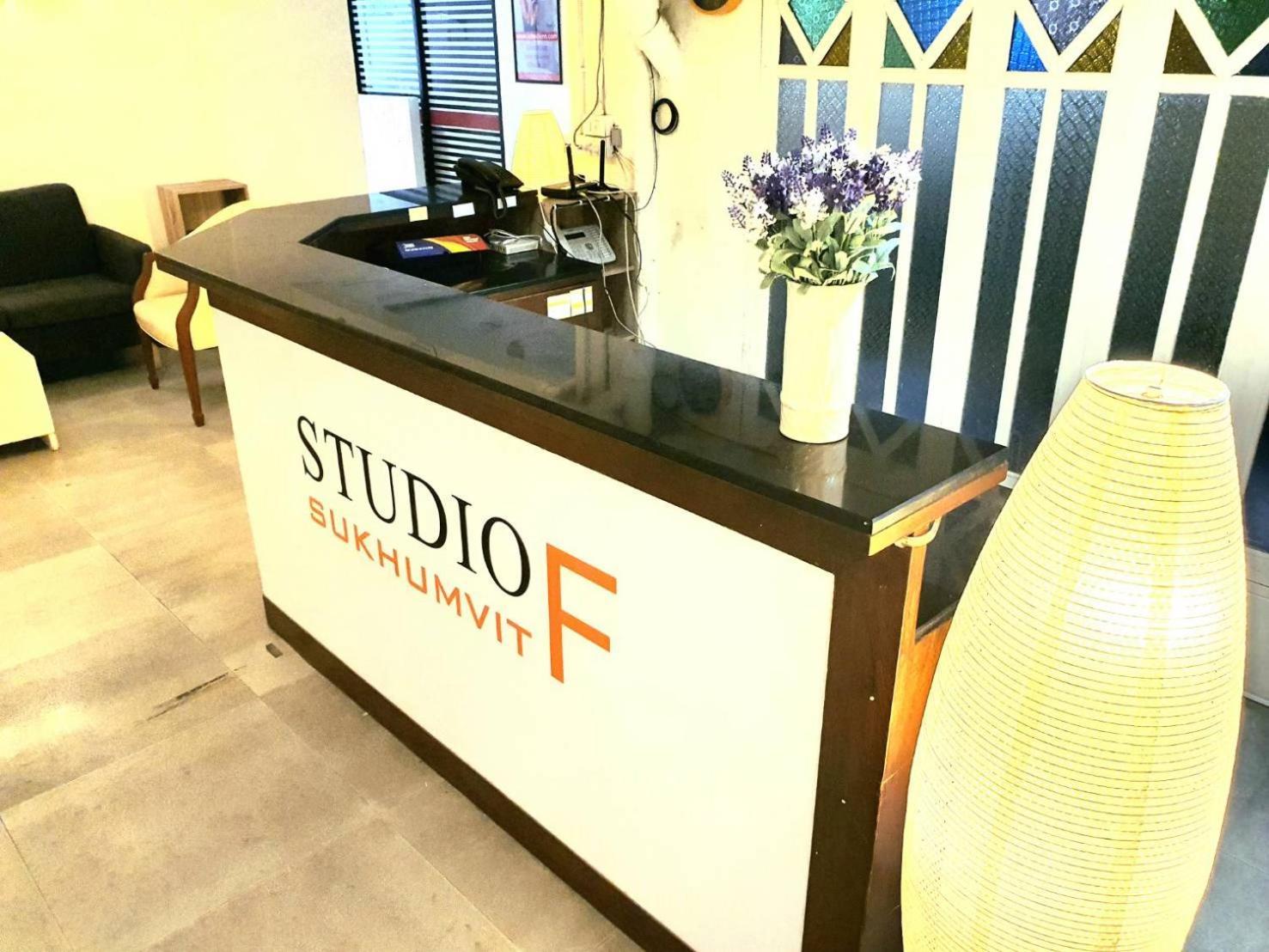 Studio F Sukhumvit Бангкок Экстерьер фото